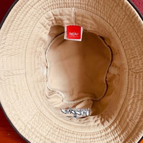 NWOT Mossimo Tan with Black Trim Bucket Hat One Size Fits All  Unisex, Sun Hat - Picture 5 of 5